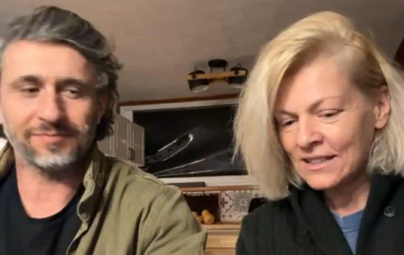 Cum au decis Dragoș Bucur și Dana Nălbaru să se mute din București la țară. De aproape doi ani locuiesc la sat: „Pare că se schimbă ritmul”