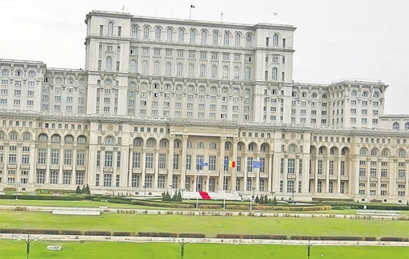 BUCUREŞTIUL, în competiţia pentru TITLUL de CAPITALĂ CULTURALĂ EUROPEANĂ 2021!