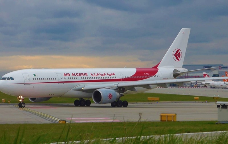UPDATE: Un avion care trebuia să aterizeze în Franța a dispărut de pe radar