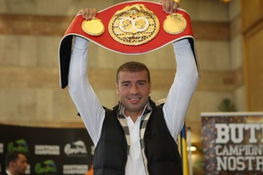 Lucian Bute a deținut centura mondială IBF la categoria supermijlocie