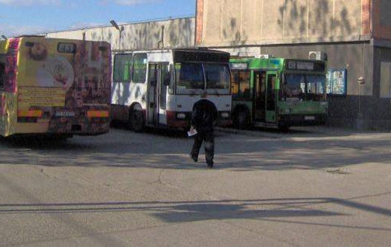 Transportatorii rutieri au renunţat la protestul anunţat pentru joi