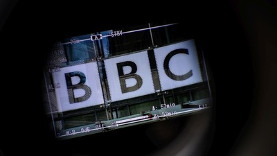 BBC intră pe piața din România. Când va fi lansată în țara noastră noua platformă: „Știri independente și imparțiale”