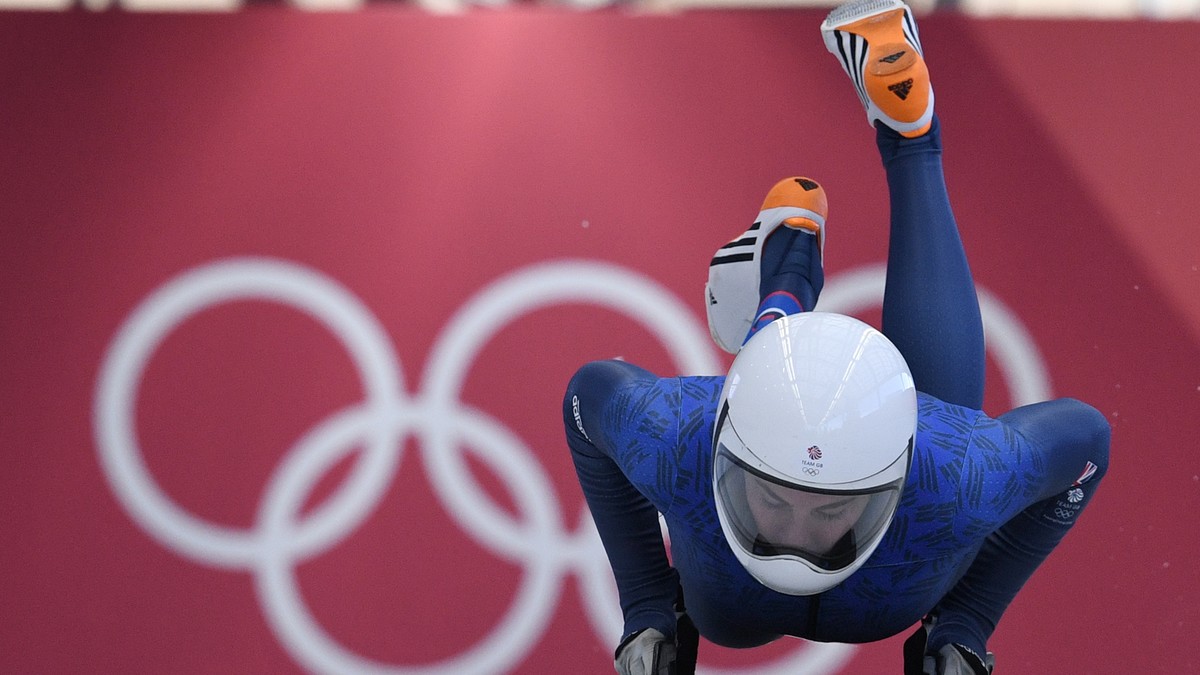 Combinezoane contestate la Jocurile Olimpice de iarnă. Britanicele de la skeleton, acuzate că încalcă regulamentul