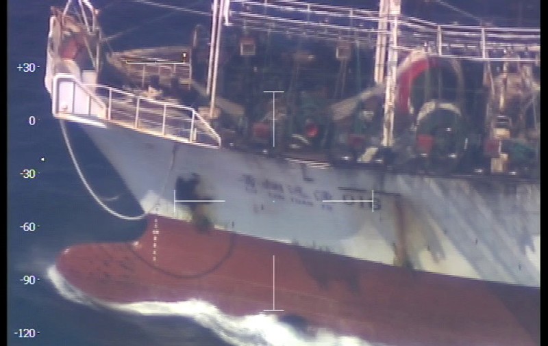 O navă chineză a fost  scufundată de paza de coastă a Argentinei / VIDEO
