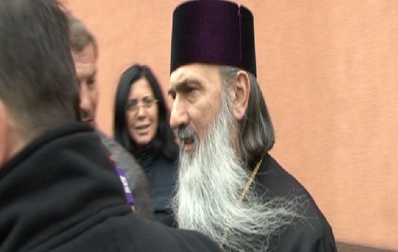 IPS Teodosie a fost înjurat și îmbrâncit la sediul IPJ Constanța