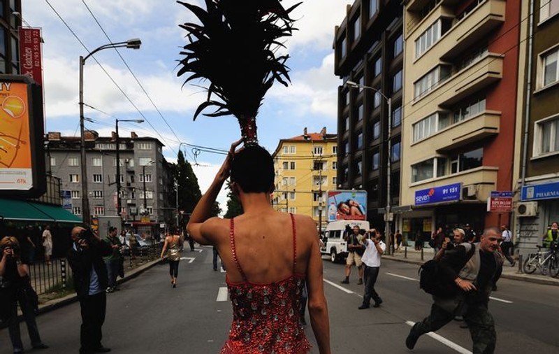 300 de participanţi cu gărzi personale la a doua paradă gay din Bulgaria