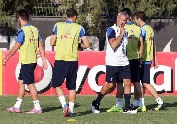 Jucătorii greci s-au antrenat chiar şi în ziua meciului cu România FOTO: sport24.gr
