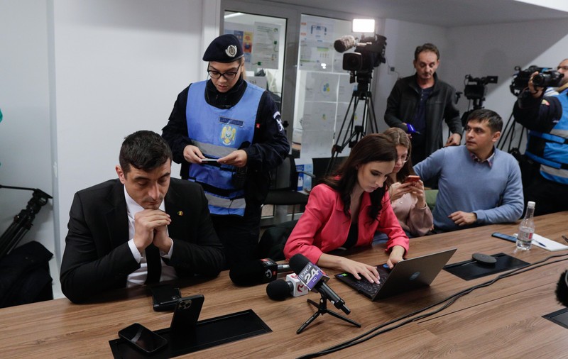 Ce s-ar fi întâmplat dacă George Simion ar fi făcut circul de azi în clădirea guvernului de la Kremlin?