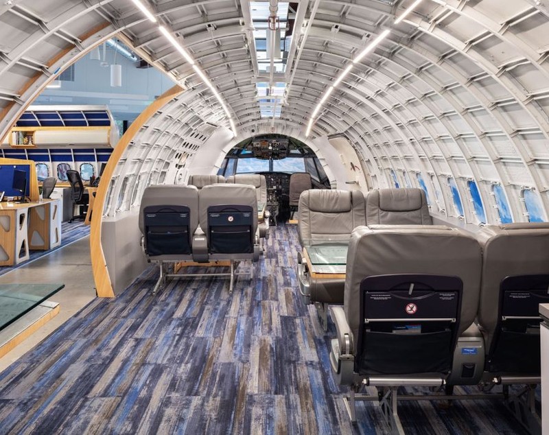 Starlux Airlines folosește așternuturi din PET-uri și scoici reciclate și scaune cu tehnologie NASA