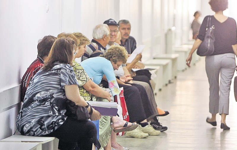 Pensionau pe şpagă oameni sănătoşi