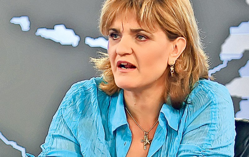 Elisabeta Lipă e «fiartă» pe luptătorii lui CS Dinamo implicaţi luni într-un conflict violent cu un poliţist!