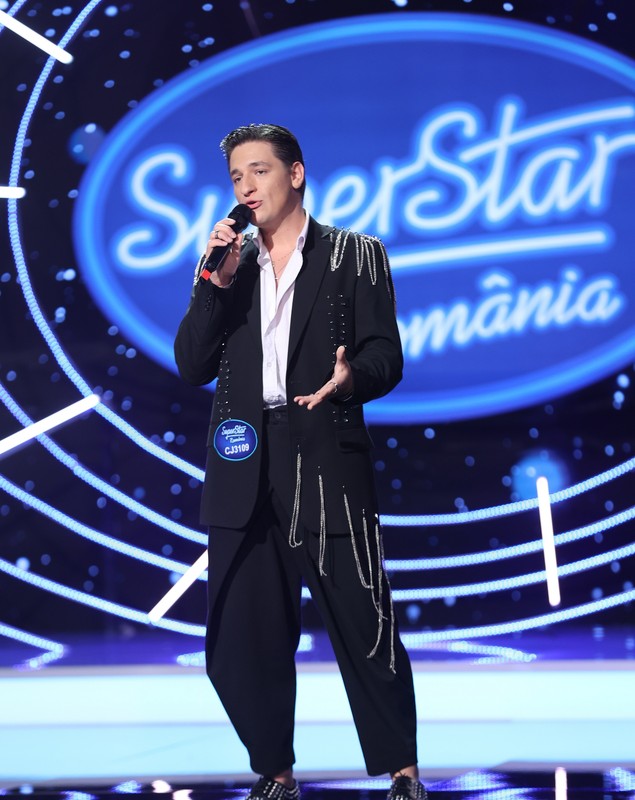 Surprize în cea de-a doua ediție „SuperStar România!”. A izbucnit în lacrimi. Reacția neașteptată a lui Carla’s Dreams