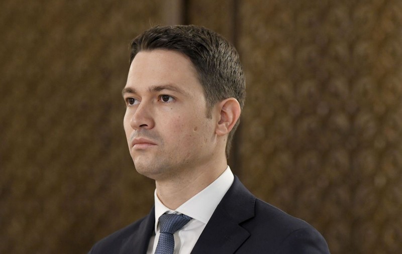 PSD și PNL și-au dat mâna împotriva educației sexuale în școli. Sighiartău: „E discutată cu mai multe asociații de părinți”