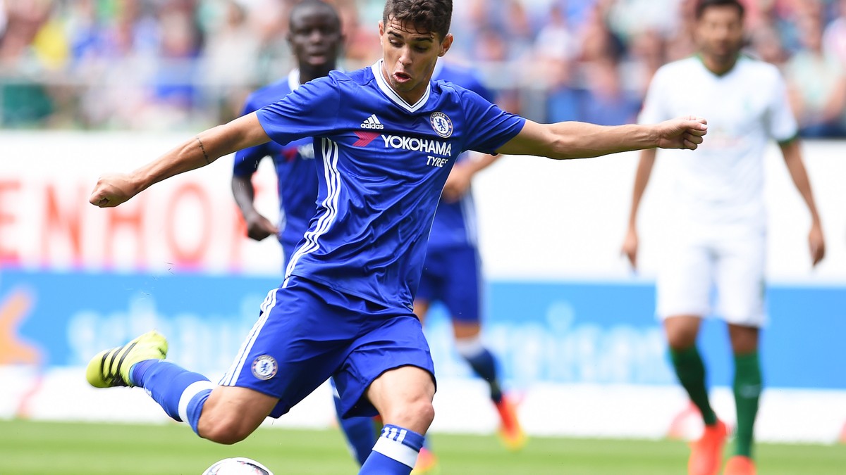 Brazilianul Oscar, fostul mijlocaș al lui Chelsea, a fost cumpărat de un club din China cu 60 de milioane de euro. (FOTO: EPA)