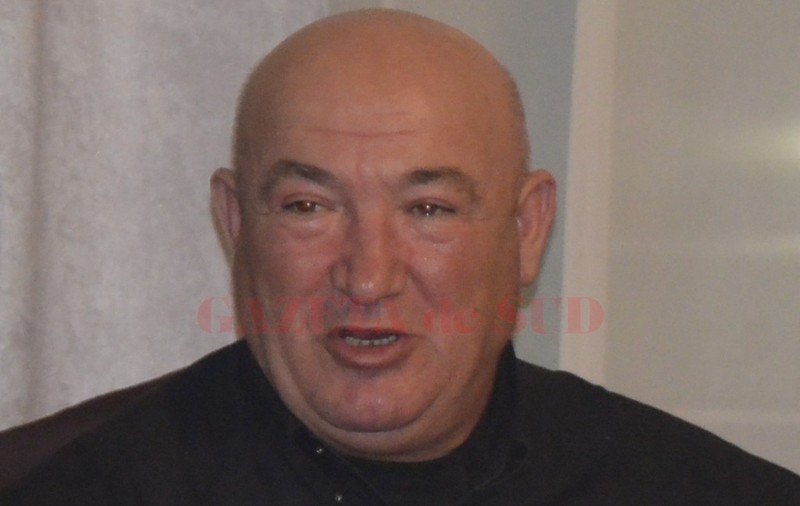S-a stins ”asistentul” intrat în istorie după ce a primit un cap în gură de la Jean Garabet! Cel care l-a lovit se spovedește: ^”Nu citesc eu Shakespeare și nu ascult Wagner, dar nu sunt un nenorocit!”