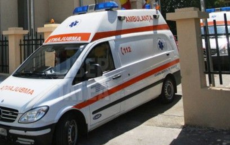 Învăţătoare aflată în greva foamei de o lună, internată la Terapie Intensivă