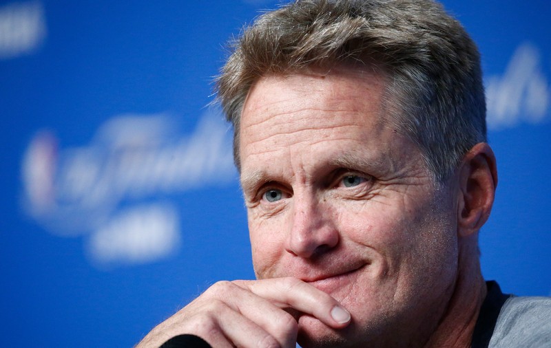Steve Kerr rămâne la Golden State Warriors. Tehnicianul și-a prelungit contractul cu campioana ligii nord-americane de baschet