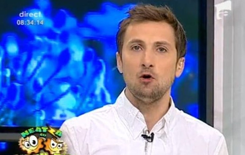 Vrei să te fofilezi de 8 Martie? Răzvan şi Dani te învaţă cum! | VIDEO