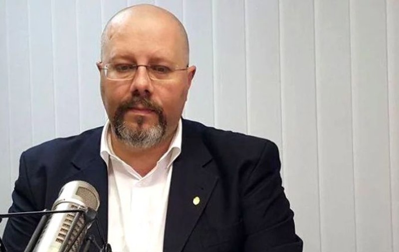 Viceprimarul Bădulescu, limbaj suburban la adresa unei consiliere USR însărcinată: "Mi-e scârbă să te aud vorbind. Du-te și pregătește-te de naștere"