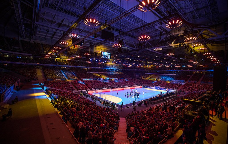 Record de spectatori la un meci de handbal de la Campionatul Mondial! Seara bombelor, în optimi: Qatar bate Germania, Ungaria a eliminat Danemarca! / FOTO&VIDEO
