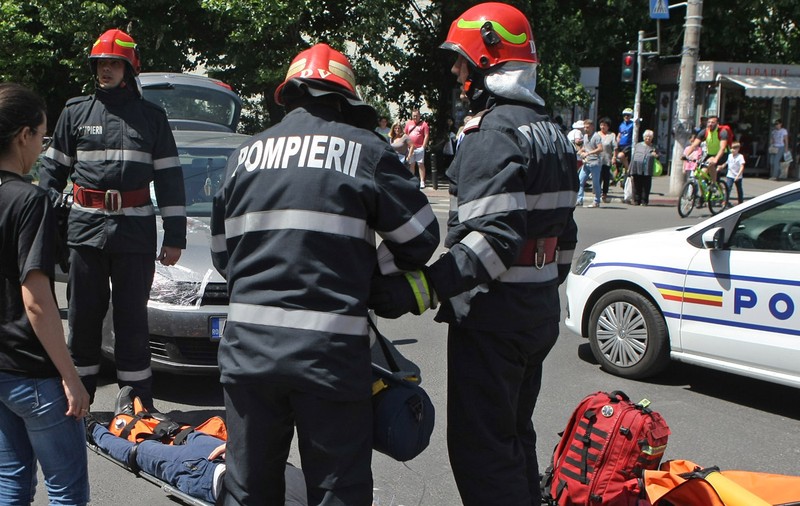 120 de oameni au murit în accidente rutiere grave, luna trecută