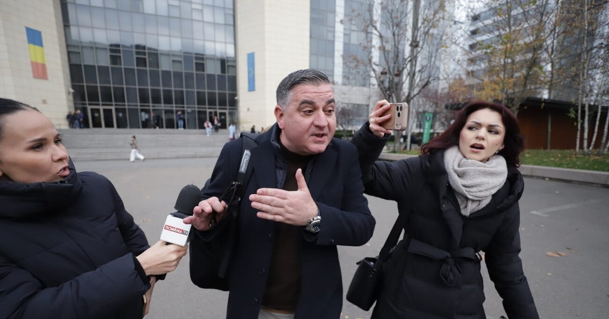 Marius Isăilă a refuzat să răspundă întrebărilor presei.