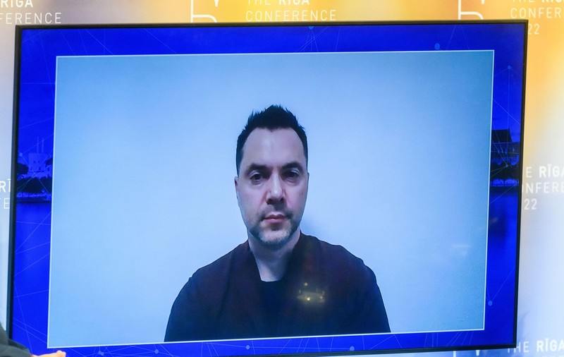 Volodimir Zelenski a impus sancțiuni împotriva fostului său consilier Oleksii Arestovici, acuzat că difuzează propagandă rusă