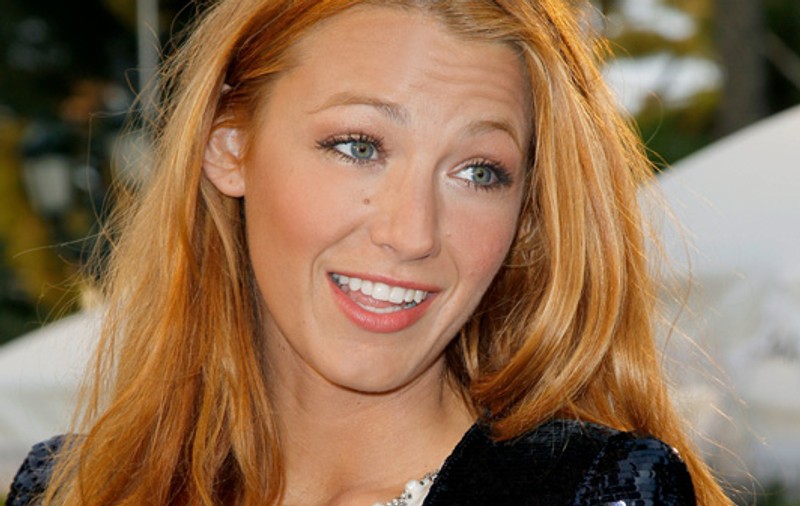 Blake Lively l-a uitat deja pe Leonardo DiCaprio. Află cu cine s-a cuplat acum