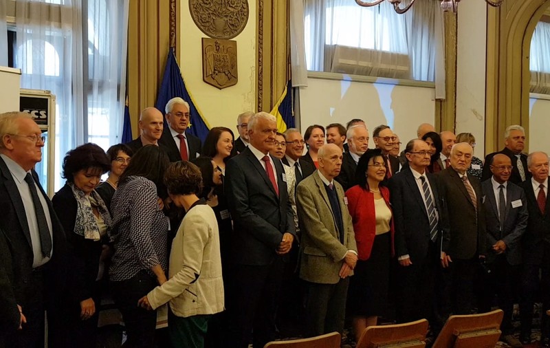 Cercetătorii vor să îi consilieze pe politicieni ca să nu mai facă legi „bâjbâite”
