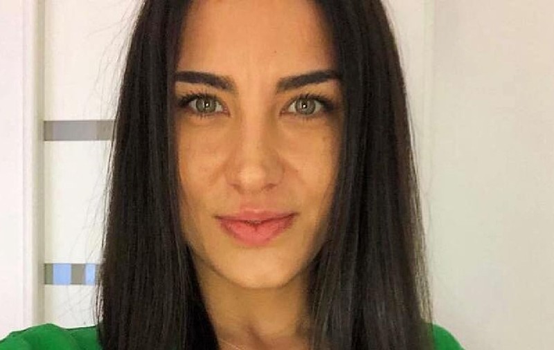 Povestea Giuliei, tânăra ucisă din indiferenţa autorităţilor, cu 53 de lovituri de cuţit. Criminalul a terorizat-o ani la rând şi i-a lăsat un câine mort la uşă