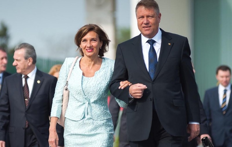 Când va primi Klaus Iohannis o aeronavă prezidențială. Anunțul făcut de ministrul Transporturilor