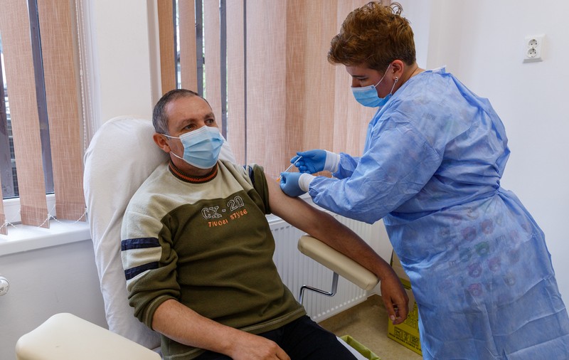O nouă scădere a ritmului vaccinării. Sub 25.500 de persoane, imunizate în ultimele 24 de ore