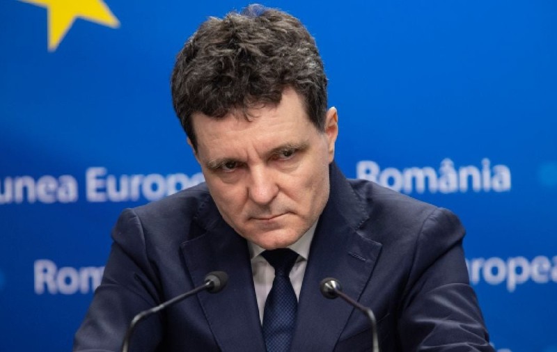 Nicușor Dan, încruntat