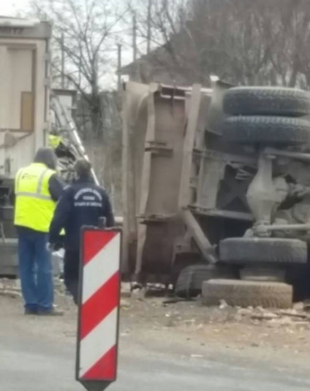 Accident pe Autostrada Soarelui.  Două persoane au murit. Traficul este blocat VIDEO