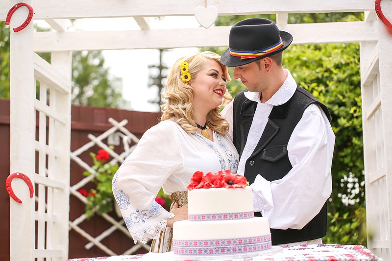 În România, darul este între 100 și 500 de euro. Foto: Shutterstock