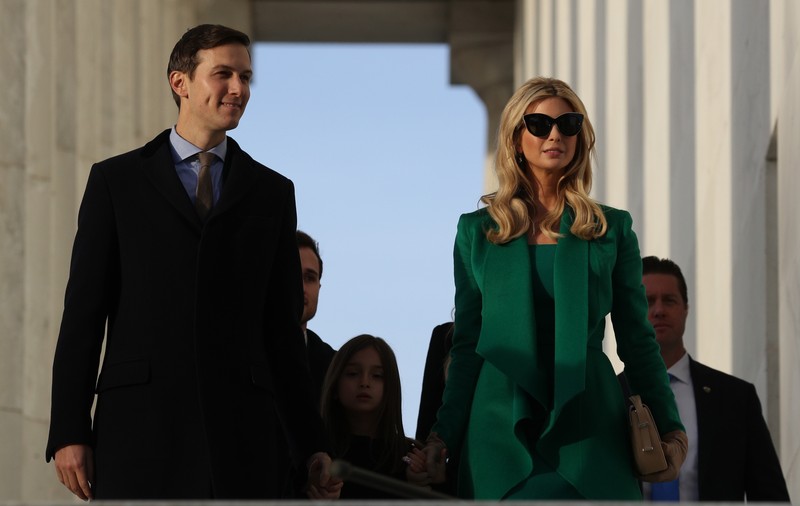 Ivanka Trump şi Jared Kushner au fost dați în judecată pentru că ar fi omis să-și declare toate bunurile