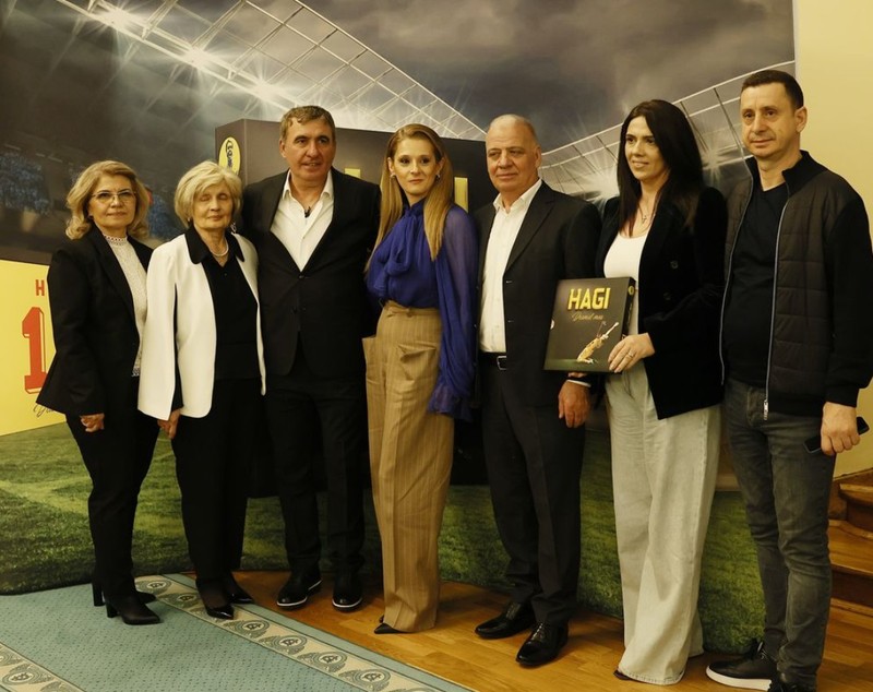 Gestul făcut de Marilena Hagi la lansarea autobiografiei soțului ei. A atras atenția și cu ținuta elegantă, creată de Victoria Beckham