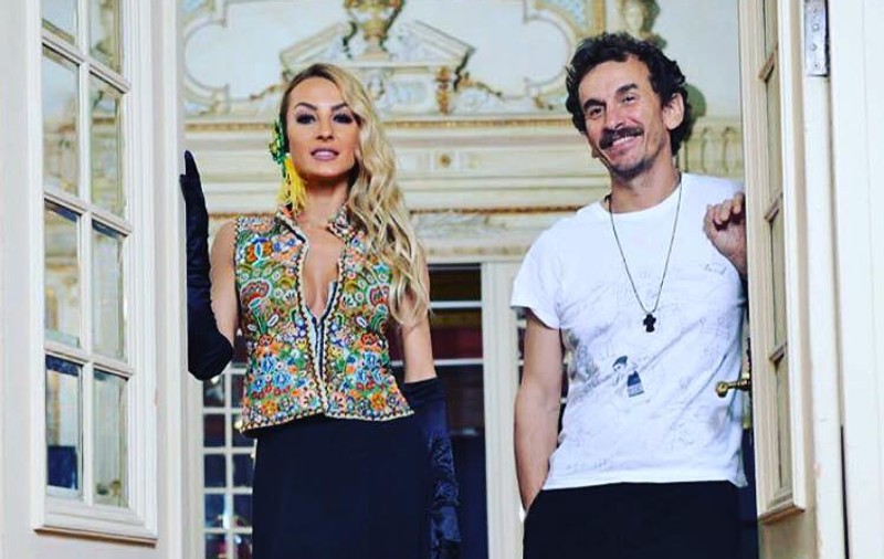 VIDEO EXCLUSIV/ Flavia de la „Neatza” dă banii pe haine și accesorii pe care nu le poartă. Uită de ele în dressing
