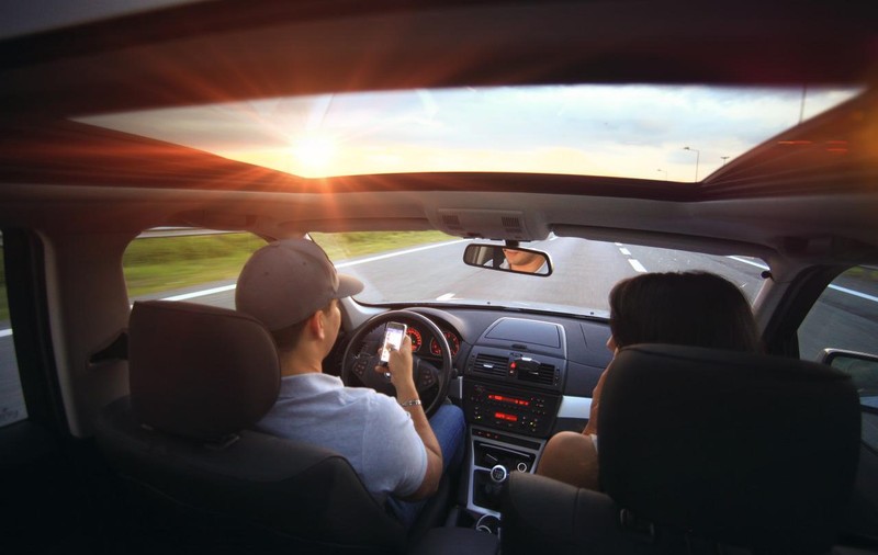 Top 3 accesorii auto pe care orice şofer trebuie să le aibă