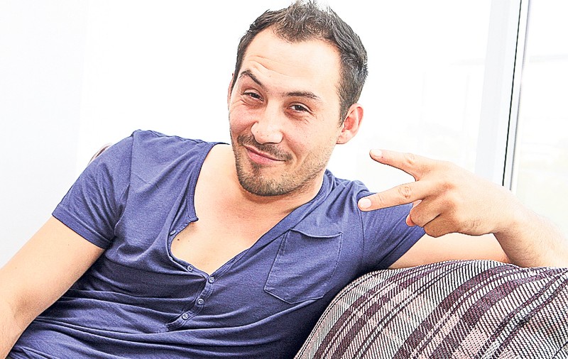 Ştefan Stan s-a îndopat cu mici și baclavale