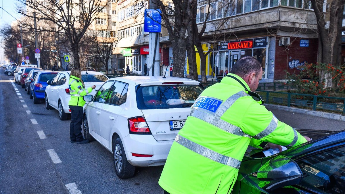 Parcare cu plată pe Iuliu Maniu - Foto Facebook