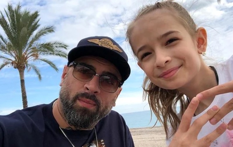 Fiica lui CRBL, complet schimbată după divorțul părinților. Alessia e furioasă pe tatăl ei: „Nu mă mai lasă să o cunosc deloc”