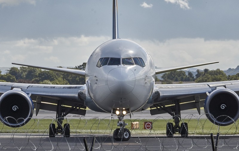 Avion al unei cunoscute companii aeriene, confiscat în Franța. Ce s-a întâmplat și cum s-a terminat totul