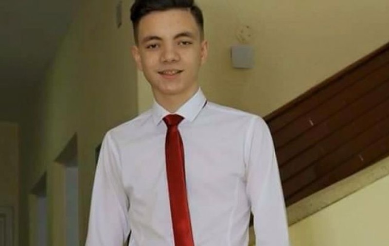 Aplicația care te ajută să iei Bacalaureatul cu nota 10, creată de un elev din Vrancea. Poți învăța cu ajutorul telefonului mobil