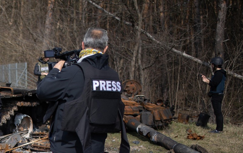 INTERVIU. Lidera unei organizații de presă din Ucraina explică de ce îi „vânează” militarii ruși pe ziariști: „Monedă de schimb”
