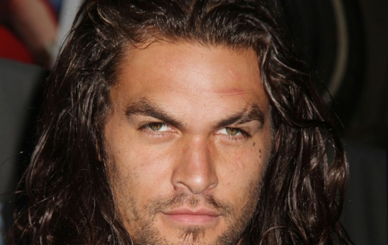 Jason Momoa, actorul care-l joacă pe Conan Barbarul, este rupt de lumea modernă