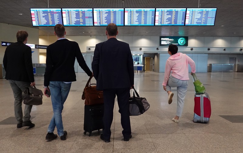 Personalul de la sol al companiei Lufthansa intră miercuri în grevă. Sunt așteptate întârzieri şi anulări de zboruri