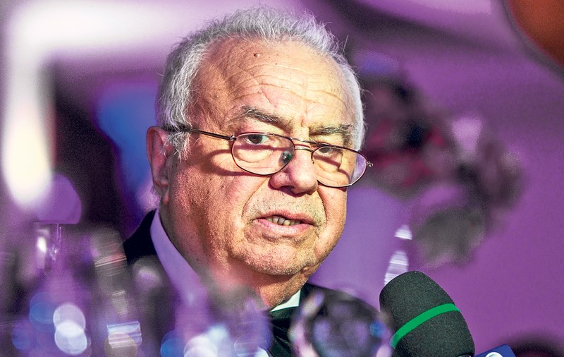 Vai de tata-socru! Nora lui Arşinel, executată silit în şase dosare