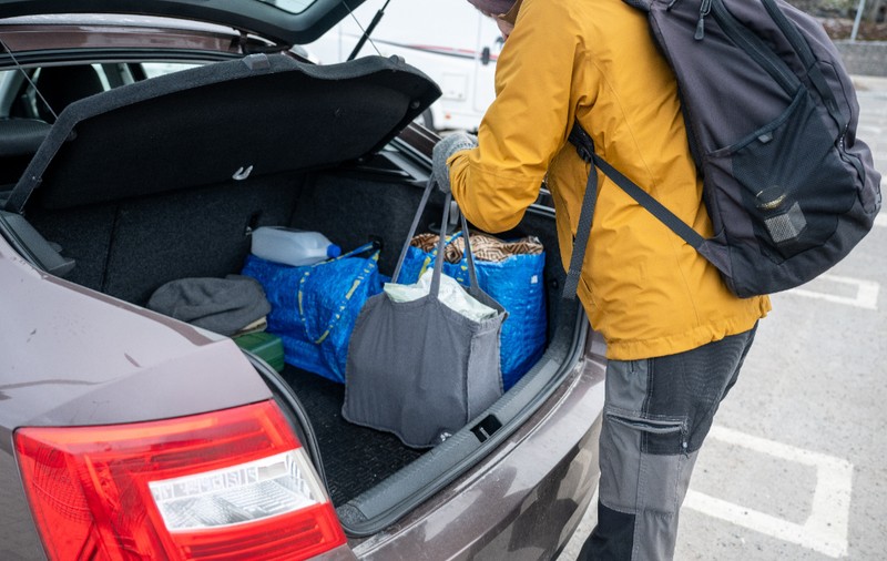 Un bărbat din Brăila vrea să intre în greva foamei dacă Poliția nu prinde hoțul care i-a furat sacoșa cu mâncare din Lidl