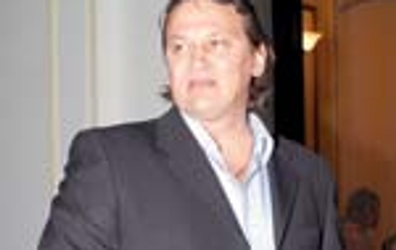 'Rednic va juca singur!'